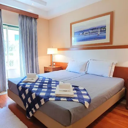 Appartamento Classic 2bdr Near Beach By Lovelystay Lagoa (Algarve)